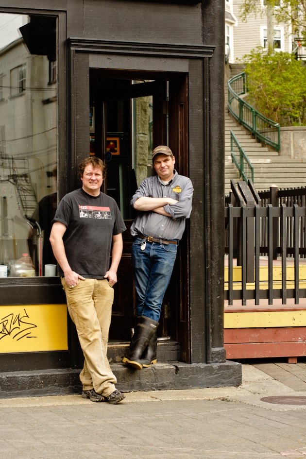 YB brewery 2/2 - owner and brewmaster liam hanging out on yellow belly corner - shot by //d. for The Scope